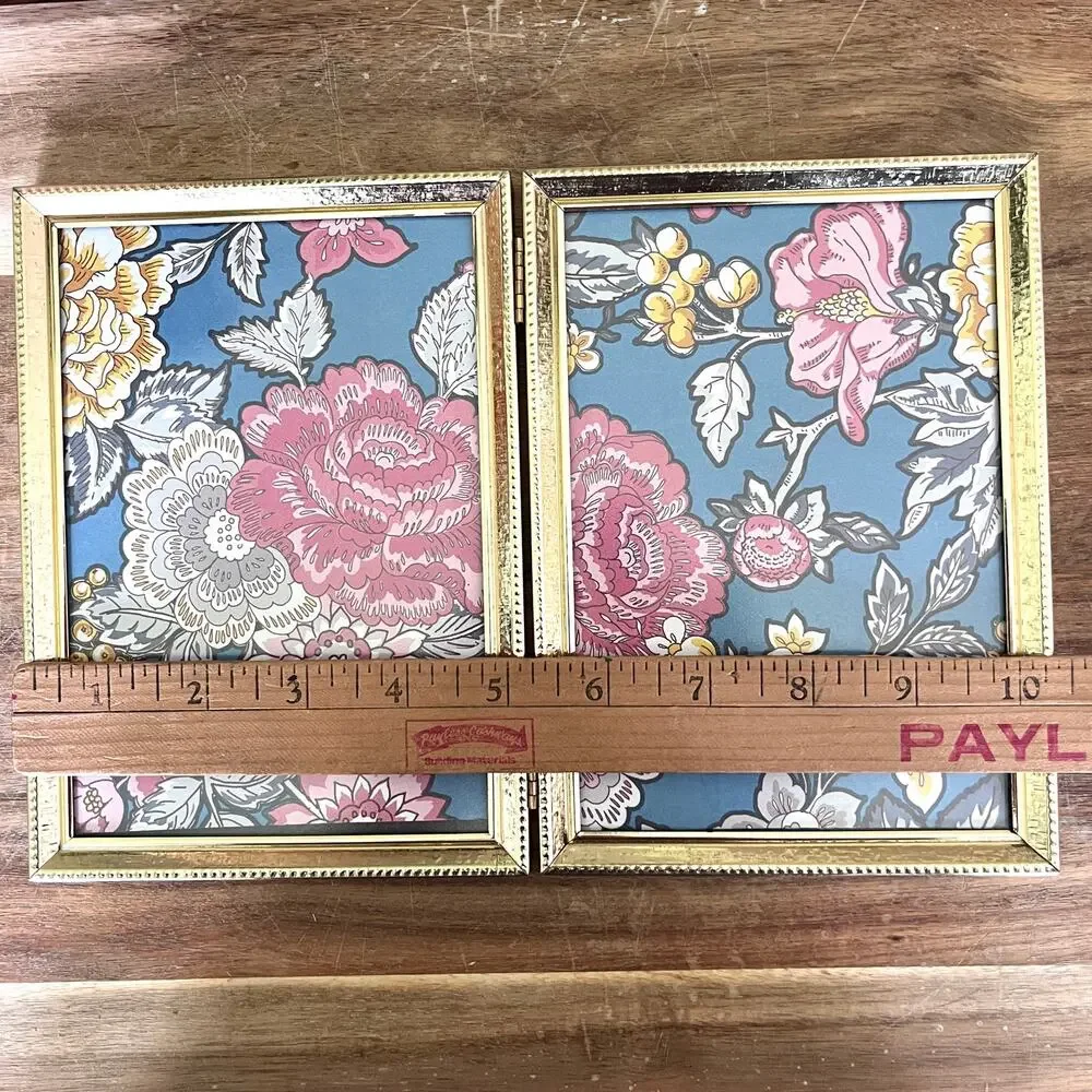 Vintage Gold Brass Tone Metal Bi-Fold Tabletop Picture Frame for 5x7